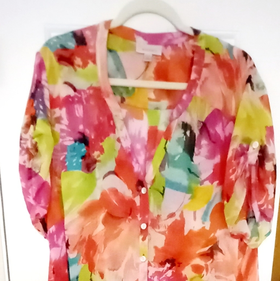 Sheer Short Sleeve Blouse - Picture 1 of 5